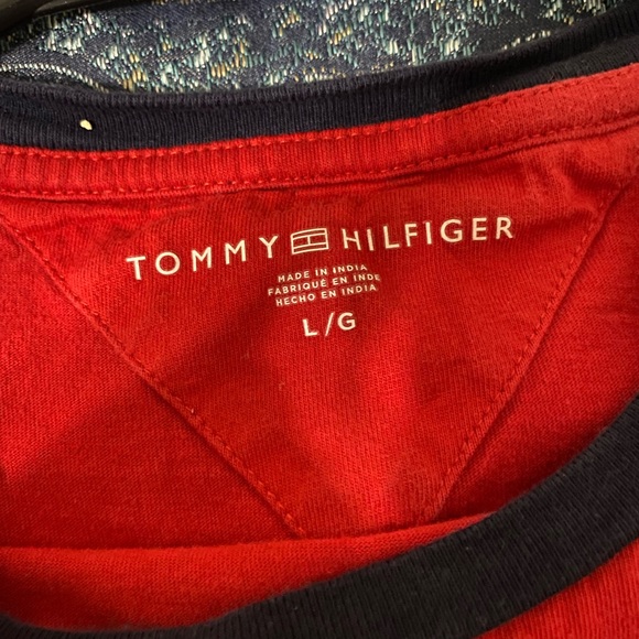 Tommy Hilfiger Red logo shirt - Picture 2 of 4
